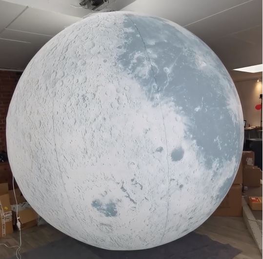 lluminated advertising Balloon at Trade Shows by Inflatable24