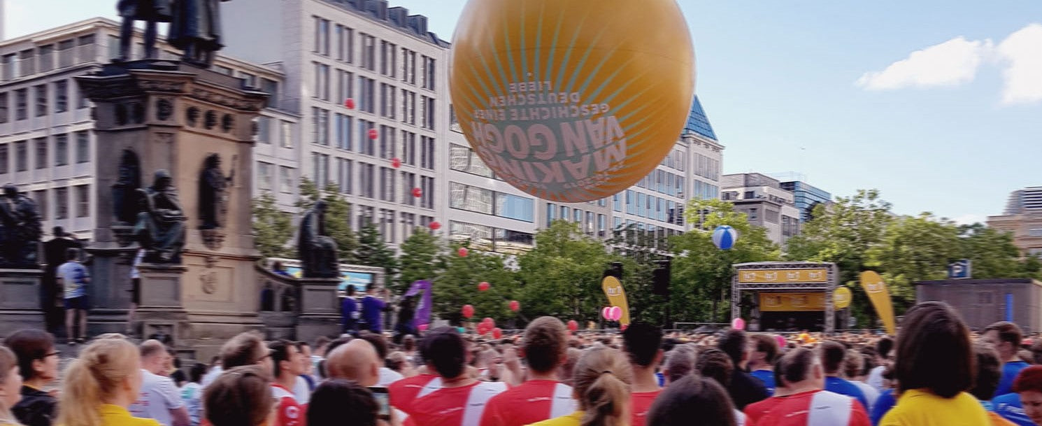 Crowdballs