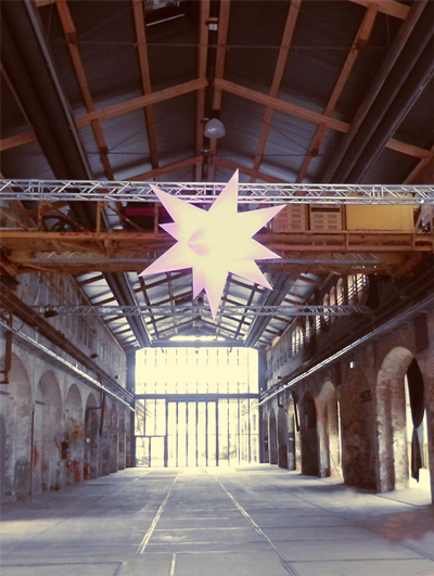 Inflatable Stars Inflatable24.com by Inflatable24.com