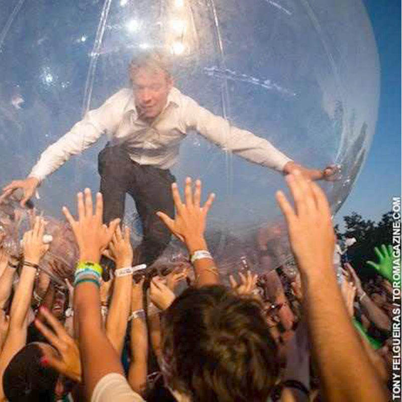 Crowdsurfing Ball Artistik!Ball - original by Lauf!Ball Mansurfing ball Deutsche Inflatable by Inflatable24.com